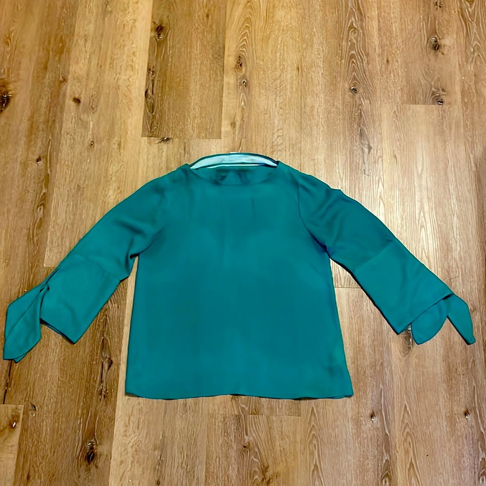 Lilly Pulitzer | Size: M ( Medium )